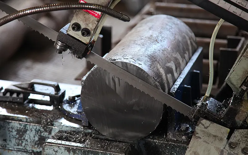 ленточнопильная резка металла